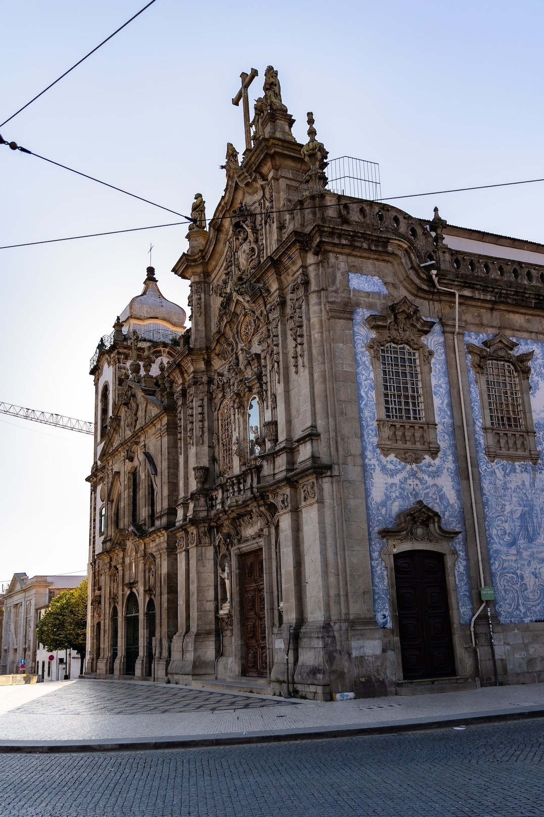 reiseziele_portugal-porto-kathedrale-igreja-do-carmo