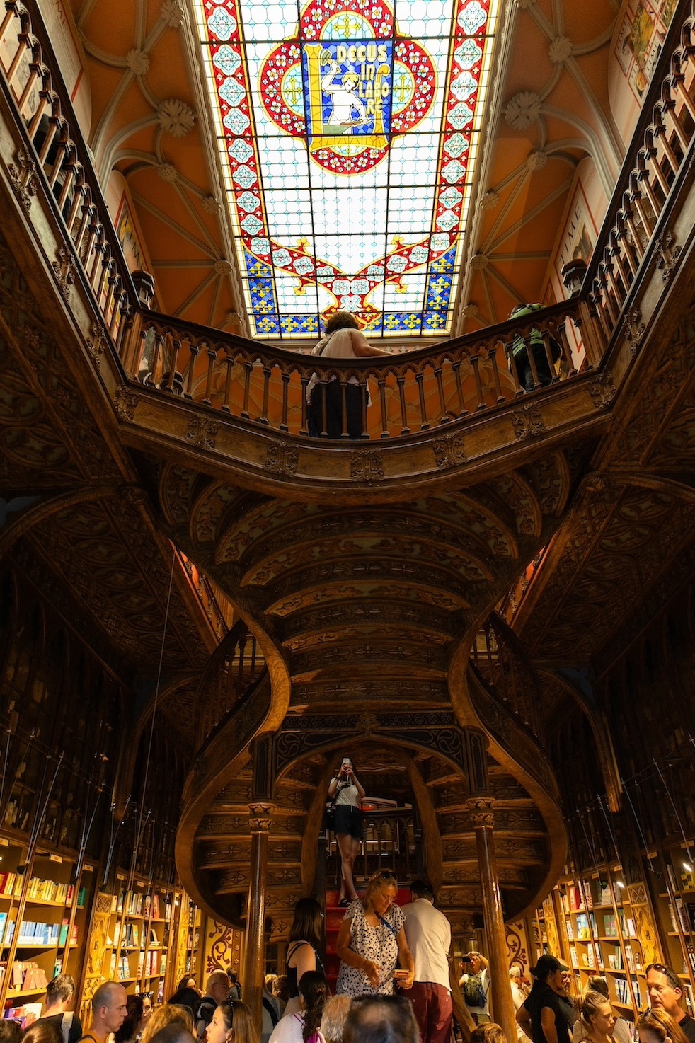 reiseziele_portugal-porto-livraria-lello-buchhandlung-ansicht
