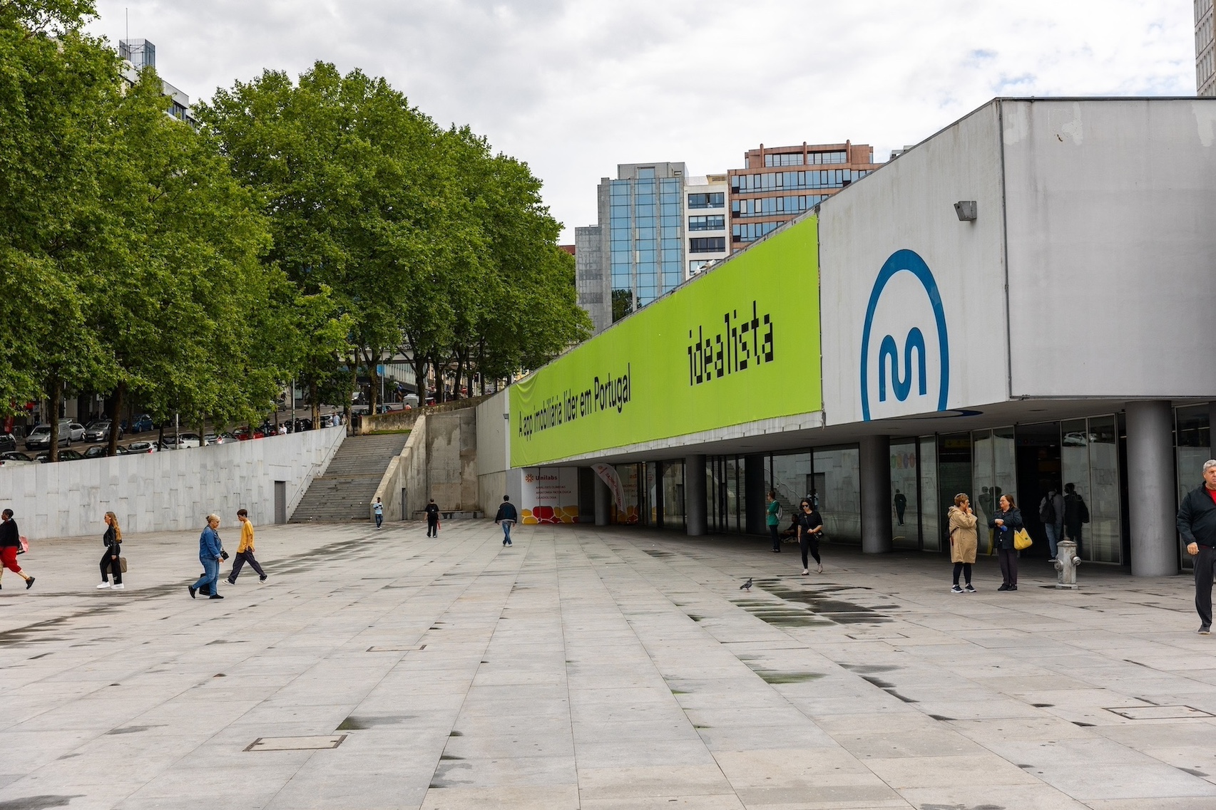 reiseziele_portugal-porto-metrostation